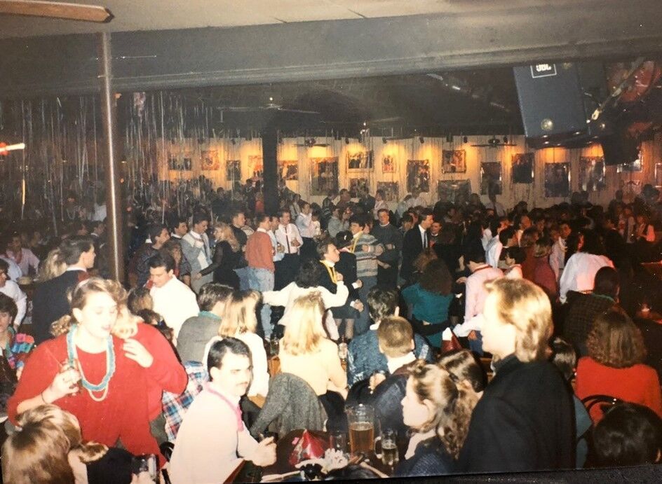 Big Fun New Years Eve party 1989 Photo by Mike O Neil.jpg